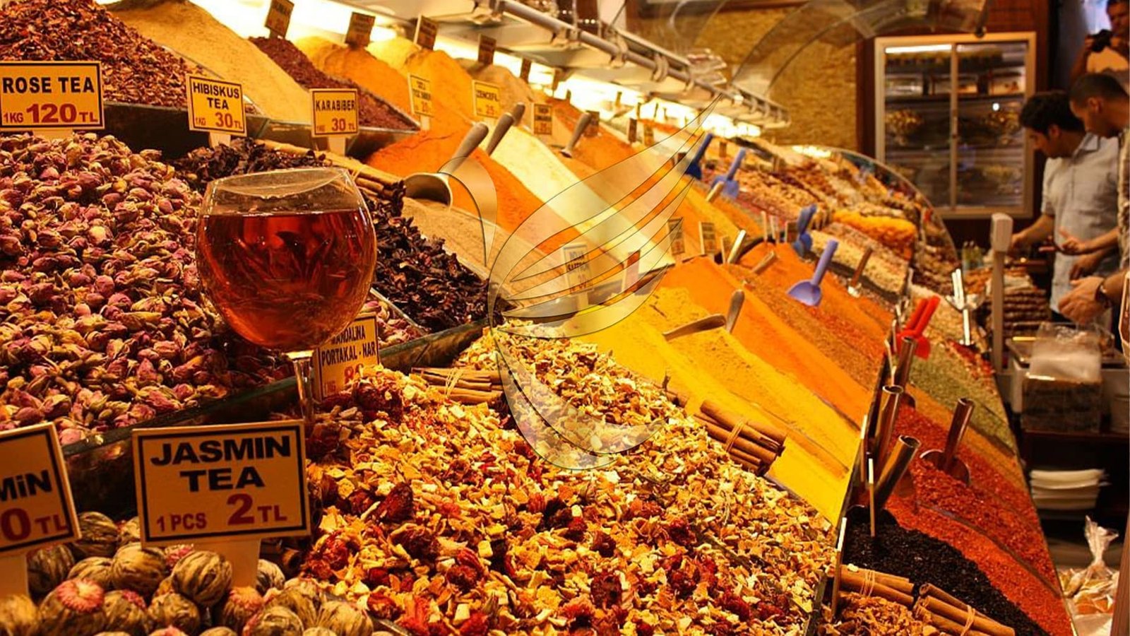 Eat your way through the Spice Bazaar and Emin&ouml;n&uuml;