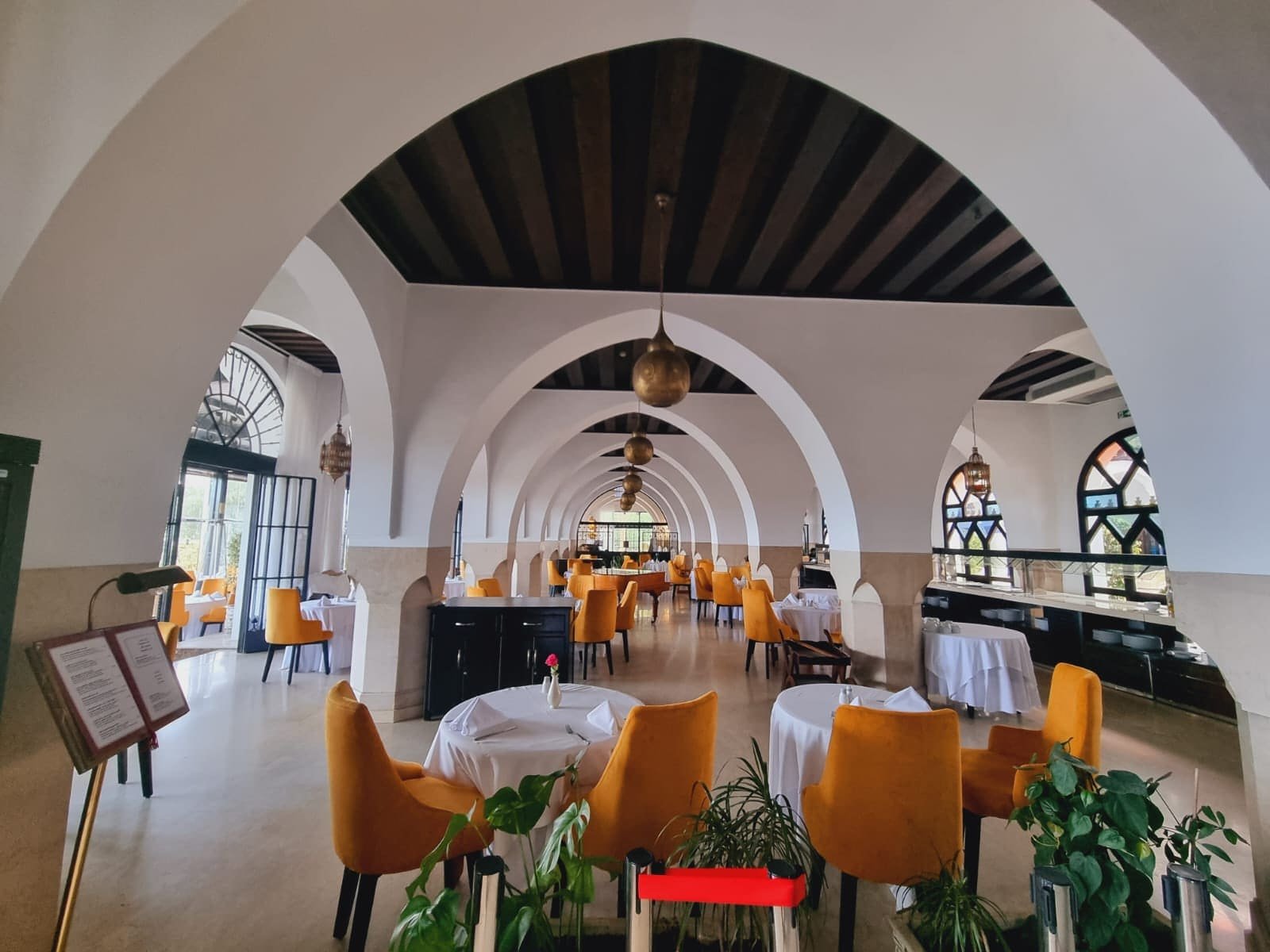 El Minzah Hotel